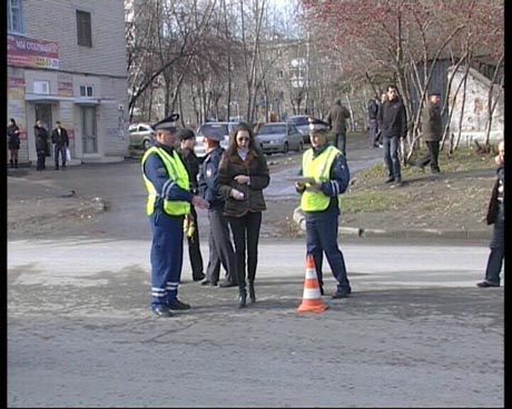 В Екатеринбурге - снова страшная авария: Chevrolet протаранил группу пешеходов. Погибла женщина. «Она дочь одна воспитывала» 